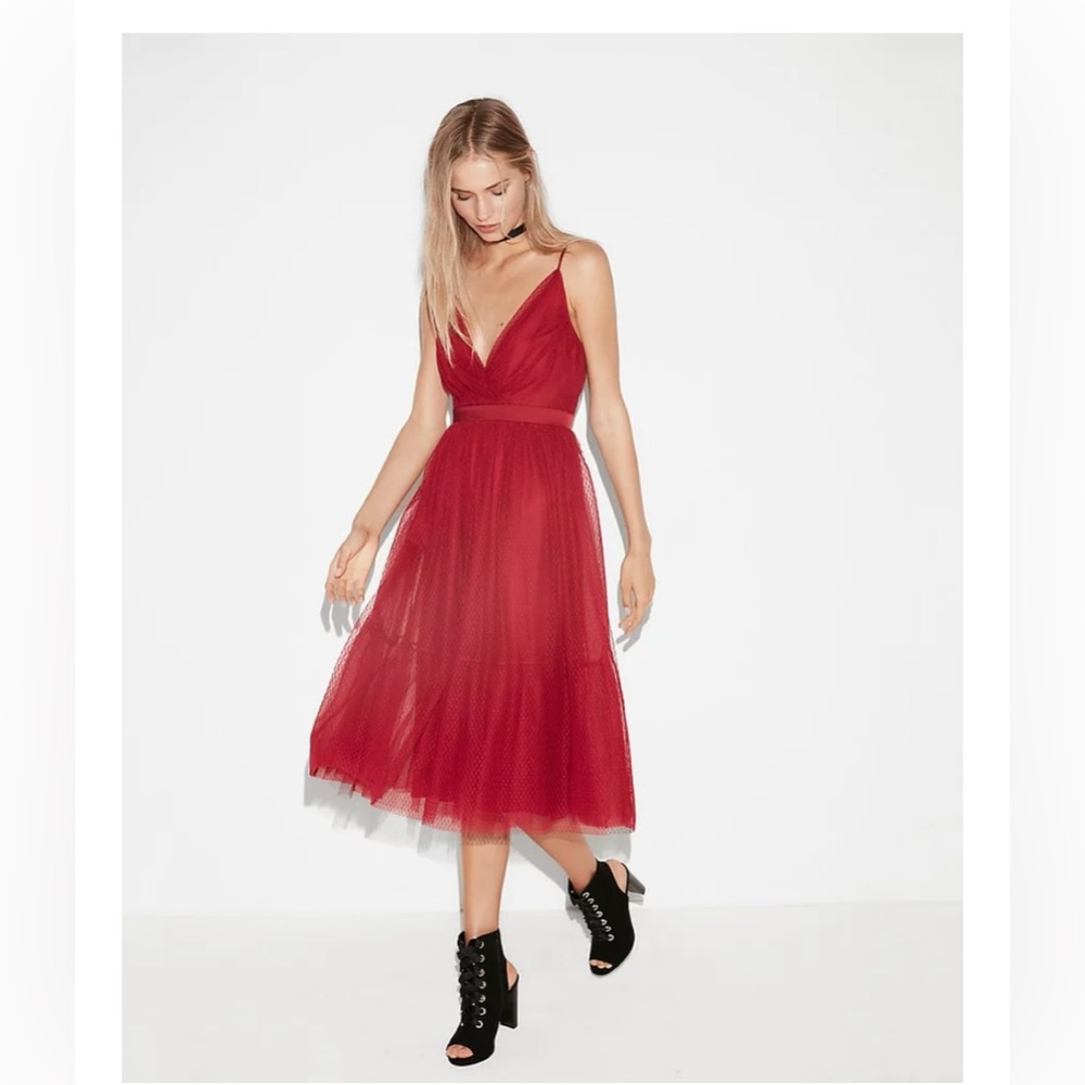 Express Red V-Neck Dress Fit and Flare Tulle Skirt size 10 - Point De Esprit